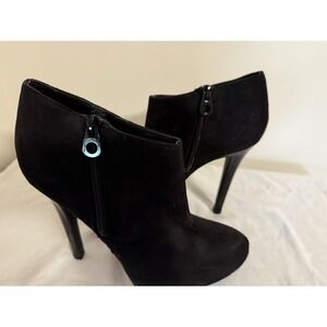 Sofia‎ Stiletto Boots Size 9